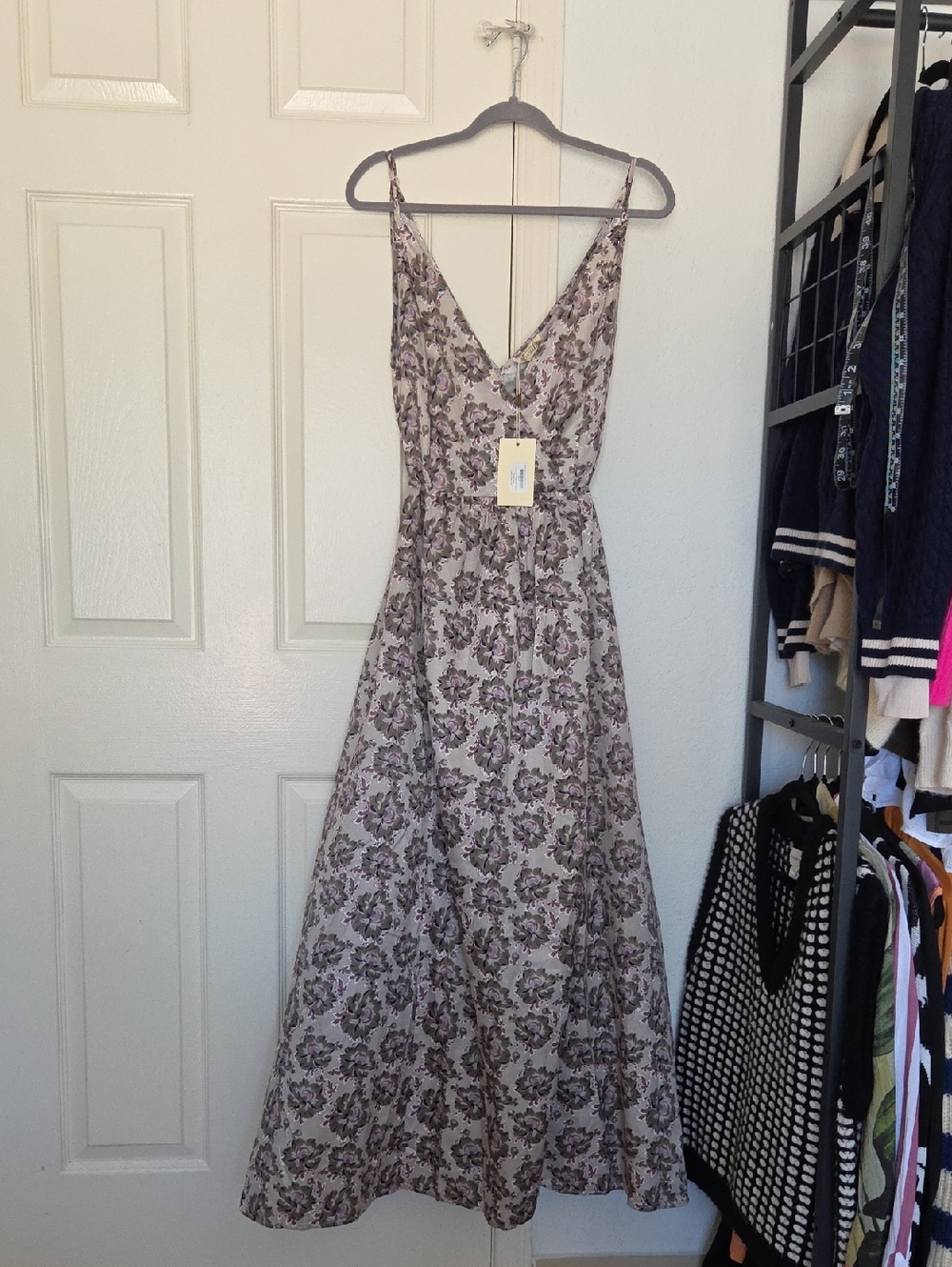NWT Joyfolie Mauve Floral Maxi Dress with V-Neck Large - Picture 4 of 12